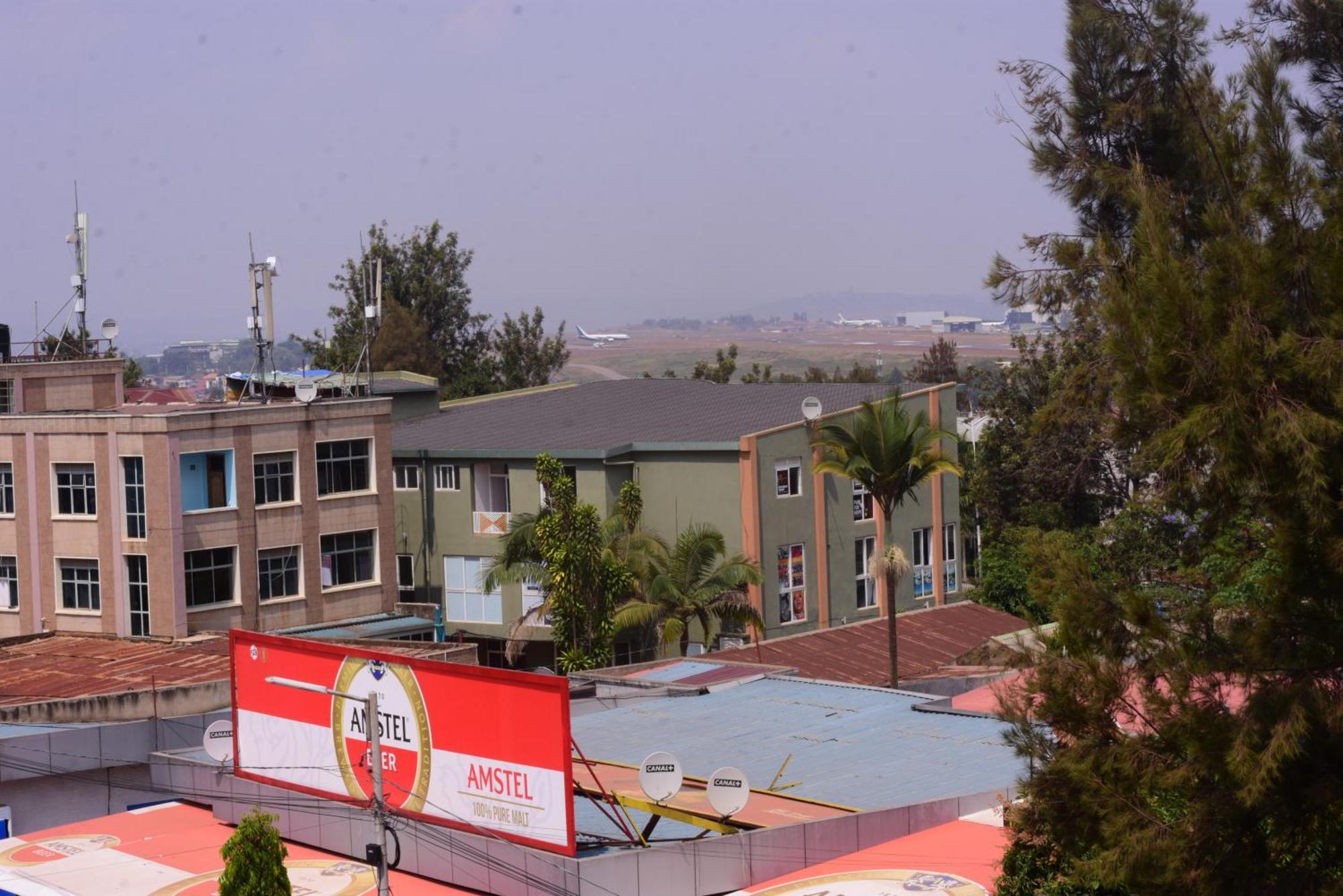 Golden Gorilla Apartment Kigali Exterior foto